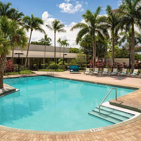 Hotel Courtyard By Marriott Miami Airport Exterior foto