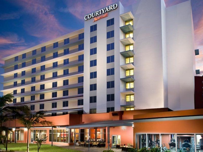 Hotel Courtyard By Marriott Miami Airport Exterior foto