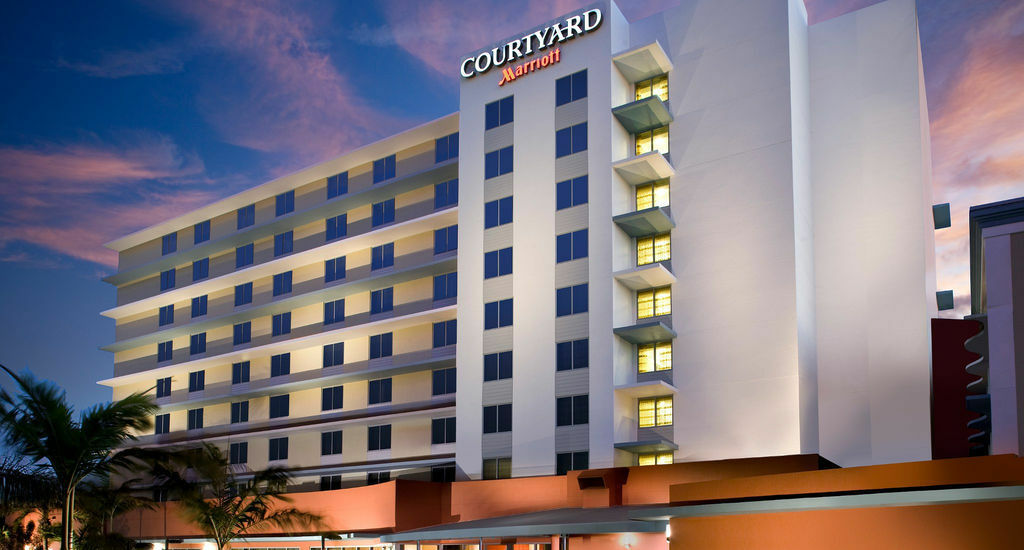 Hotel Courtyard By Marriott Miami Airport Exterior foto